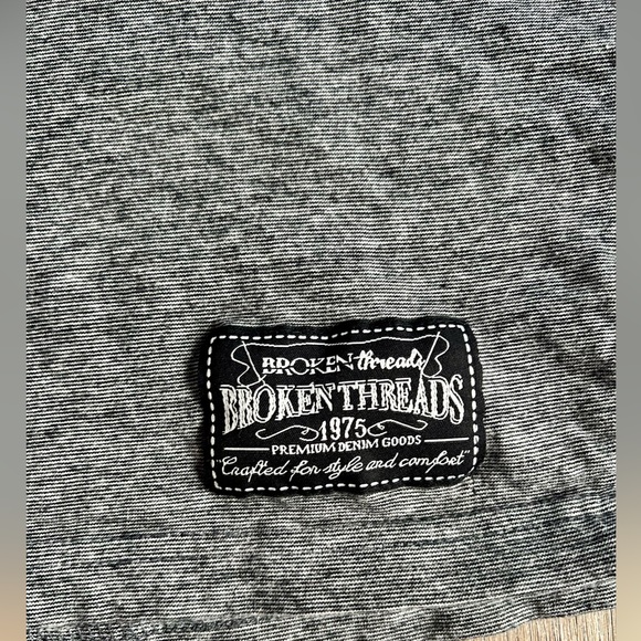 Broken Threads tee shirt - Picture 2 of 3